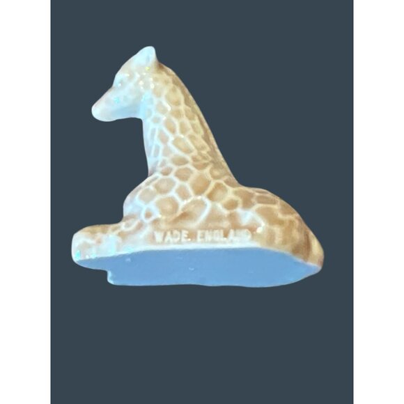 Wade England Animal Miniatures Set Of 3 Giraffe Hippo Bear Ceramic Figurines - Picture 9 of 14